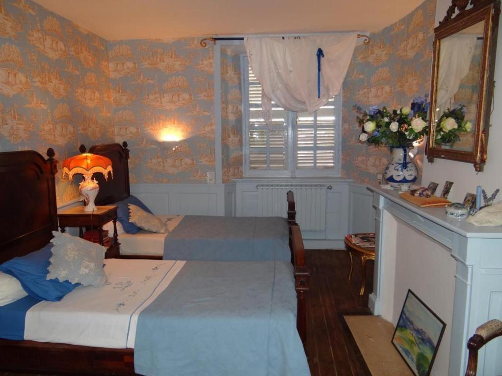 Domaine De La Dame De Lauriere Bed & Breakfast Solignac Room photo